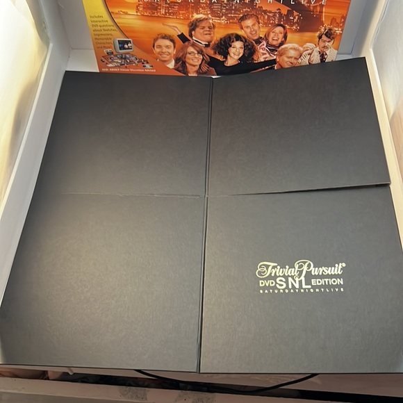 Trivial Pursuit DVD SNL Edition Saturday Night Live Parker Brothers 2004 Game - Picture 7 of 16